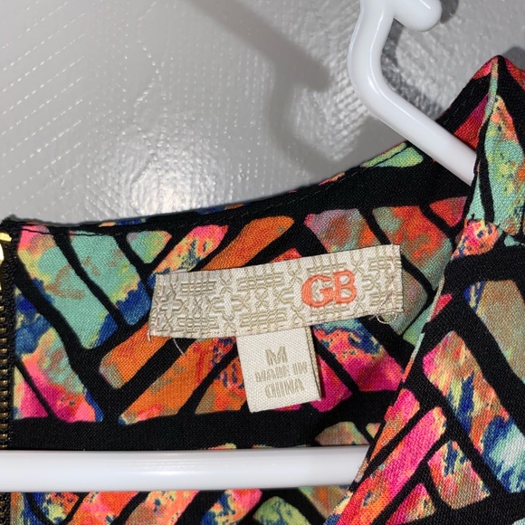 Ladies dress - Picture 3 of 3